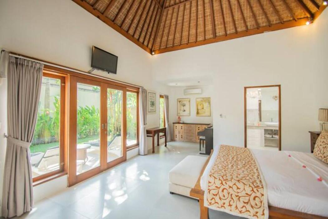 Villa Shanti, Sitara Villa Group Семиньяк Экстерьер фото