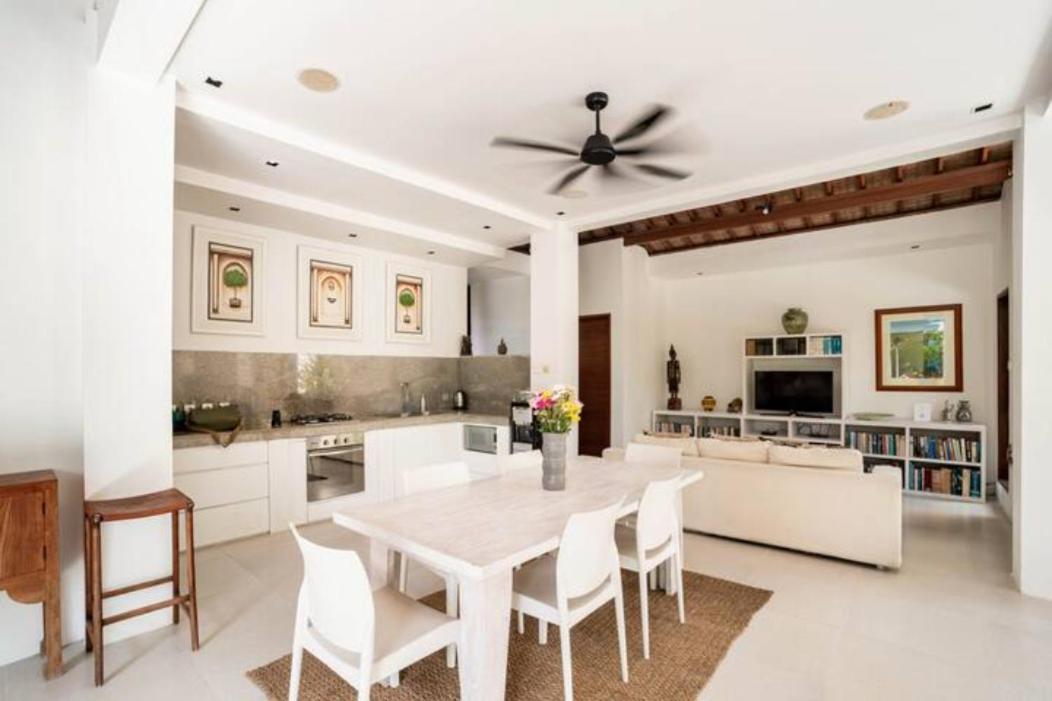Villa Shanti, Sitara Villa Group Семиньяк Экстерьер фото