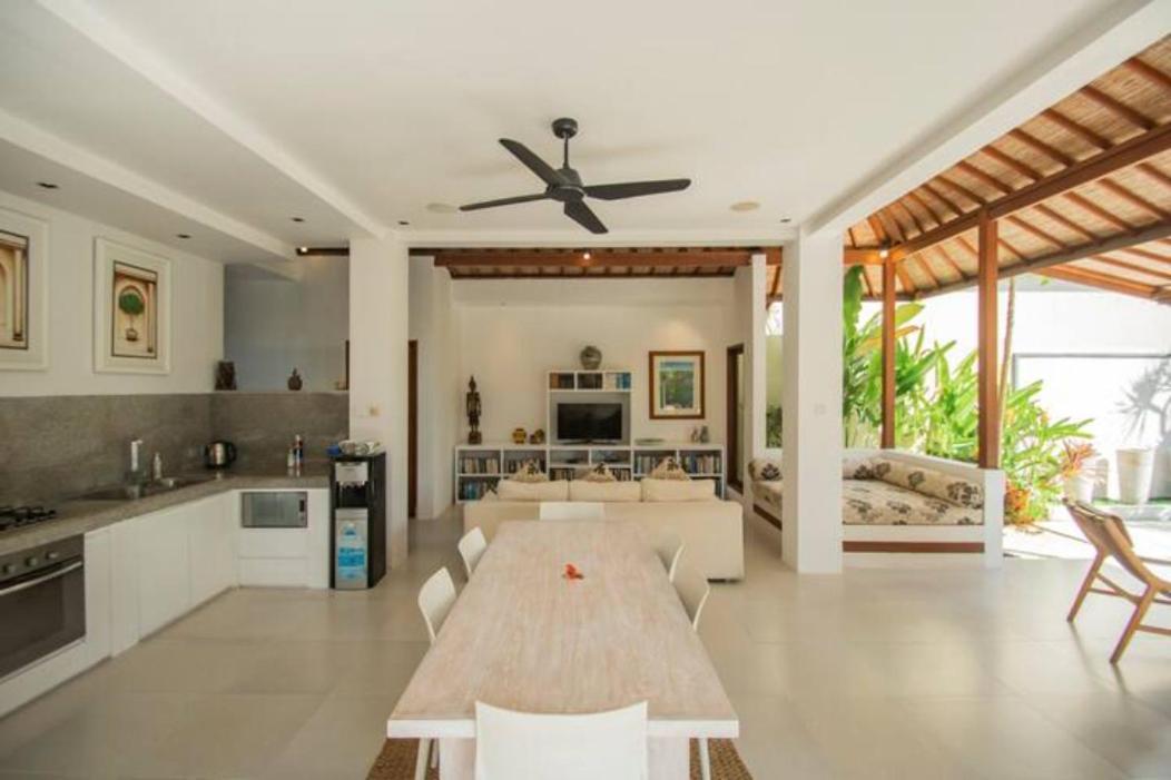 Villa Shanti, Sitara Villa Group Семиньяк Экстерьер фото