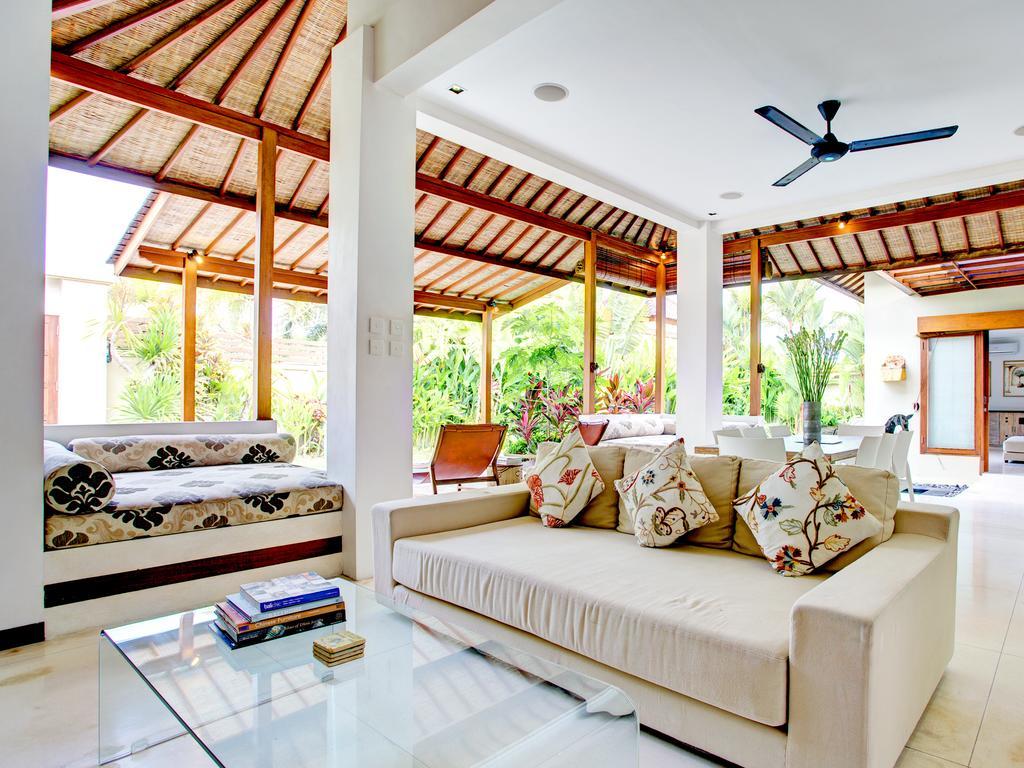Villa Shanti, Sitara Villa Group Семиньяк Экстерьер фото
